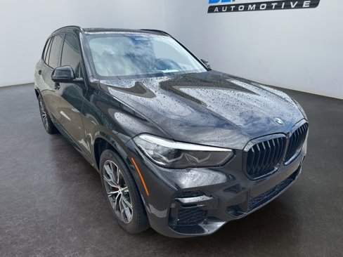 Used 2022 BMW X5 xDrive40i w/ M Sport Package image 12