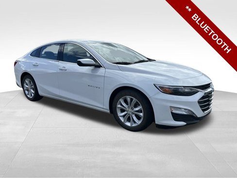 Used 2023 Chevrolet Malibu LT w/ Driver Confidence Package image 9