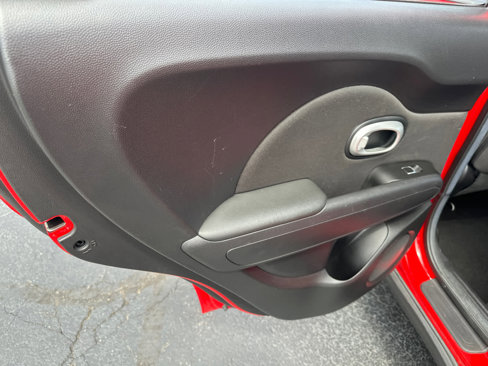 Used 2019 Kia Soul image 29