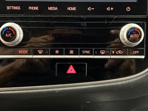 Used 2020 Mitsubishi Outlander SE image 51