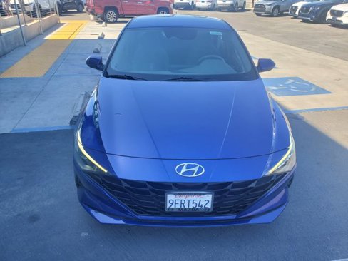 Used 2023 Hyundai Elantra SEL w/ Convenience Package image 12