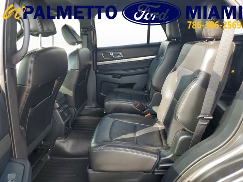 Used 2018 Ford Explorer XLT w/ Equipment Group 202A image 10
