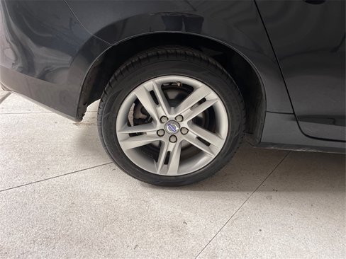 Used 2015 Volvo S60 T5 Premier image 11