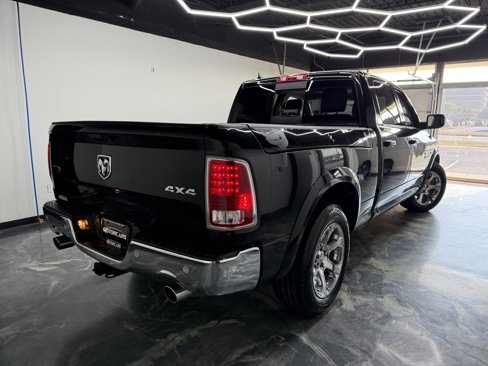 Used 2014 RAM 1500 Laramie w/ Convenience Group image 4