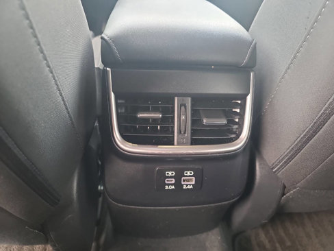 Used 2023 Subaru Outback Premium image 28