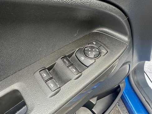 Used 2018 Ford EcoSport SE image 8