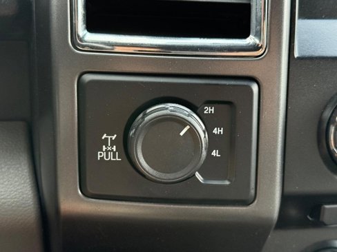 Certified 2017 Ford F150 XLT w/ Equipment Group 302A Luxury image 22