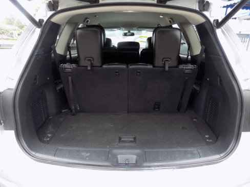 Used 2013 Nissan Pathfinder Platinum image 10