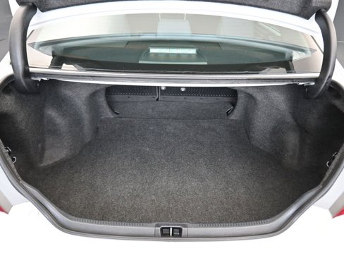 Used 2016 Toyota Camry LE image 40