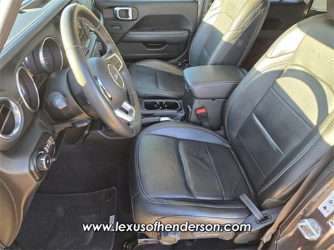 Used 2018 Jeep Wrangler Unlimited Sahara image 11