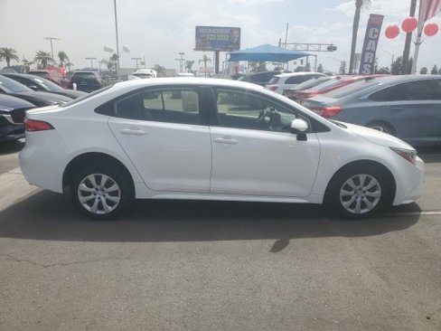 Used 2024 Toyota Corolla LE image 4
