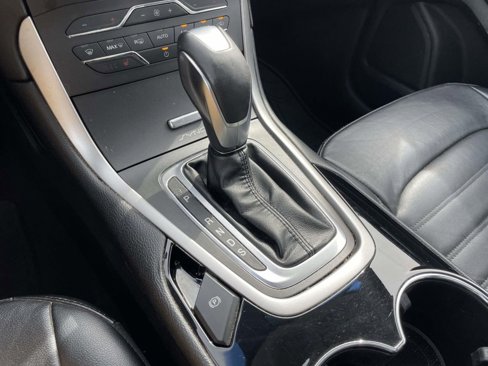 Used 2016 Ford Edge SEL w/ Equipment Group 201A image 32