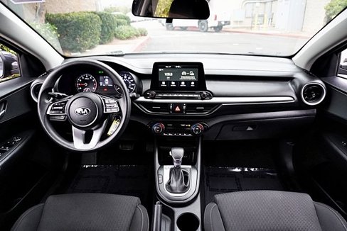 Used 2019 Kia Forte LXS image 17