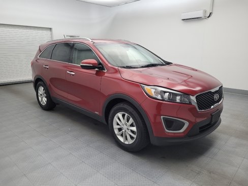 Used 2017 Kia Sorento LX image 11