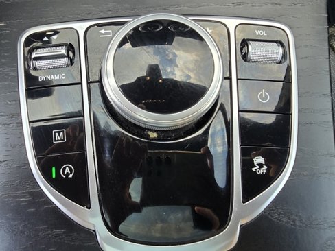 Used 2019 Mercedes-Benz GLC 300 4MATIC image 41