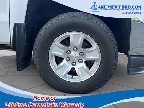 Used 2018 Chevrolet Silverado 1500 LT w/ All Star Edition image 3