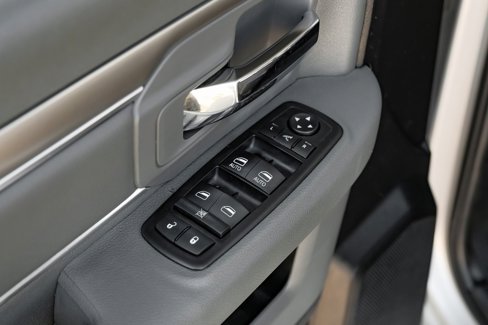 Used 2015 RAM 1500 Lone Star image 54