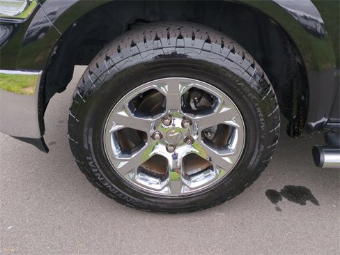 Used 2015 RAM 1500 Laramie w/ Convenience Group image 17