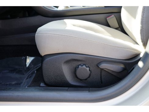 Used 2018 Ford Fusion S image 15