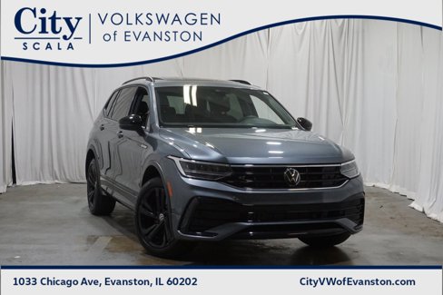 Certified 2024 Volkswagen Tiguan SE R-Line image 1