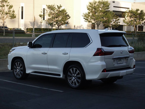 Used 2016 Lexus LX 570 4WD image 19