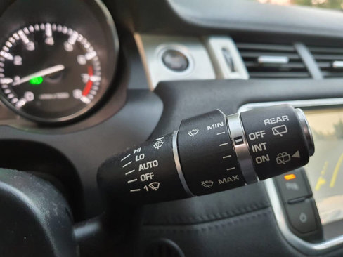 Used 2015 Land Rover Range Rover Evoque Pure Plus image 22
