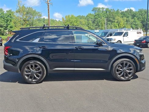 Used 2022 Kia Sorento X-Line EX image 11