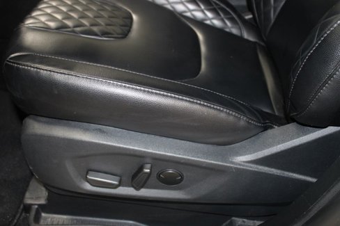 Used 2024 Ford Edge Titanium image 13