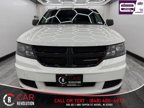 Used 2018 Dodge Journey SE w/ Popular Equipment Group image 2