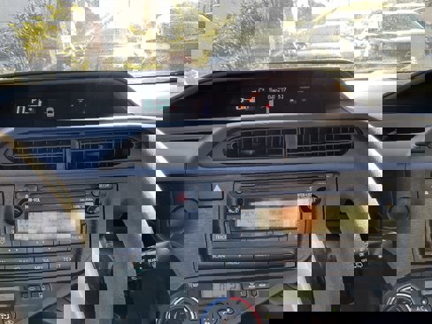 Used 2014 Toyota Prius C Two image 17