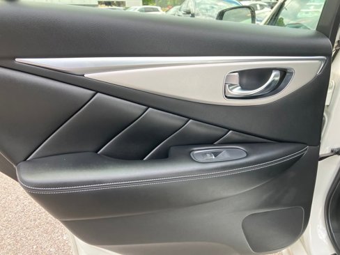Certified 2022 INFINITI Q50 Luxe image 30