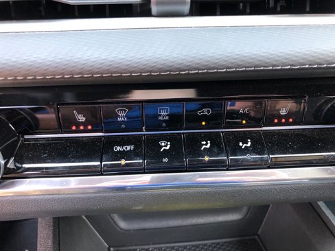 New 2025 Chevrolet Equinox LT w/ Safety and Technology Package image 27