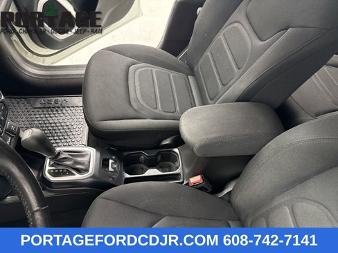 Used 2021 Jeep Renegade Latitude w/ Convenience Group image 26