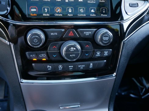 Used 2019 Jeep Grand Cherokee Trailhawk w/ Trailhawk Luxury Group image 23