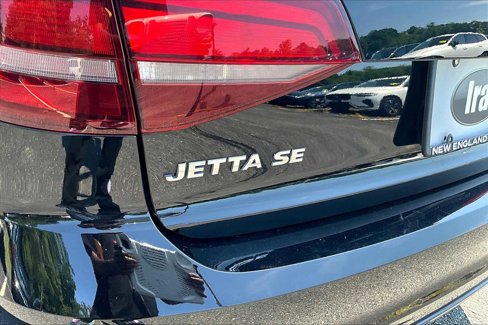 Used 2017 Volkswagen Jetta SE image 29