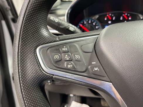 Used 2023 Chevrolet Equinox LT image 25