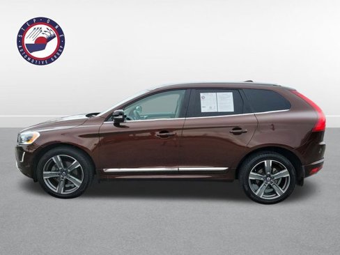 Used 2017 Volvo XC60 T5 Dynamic w/ Preferred Option Package image 20