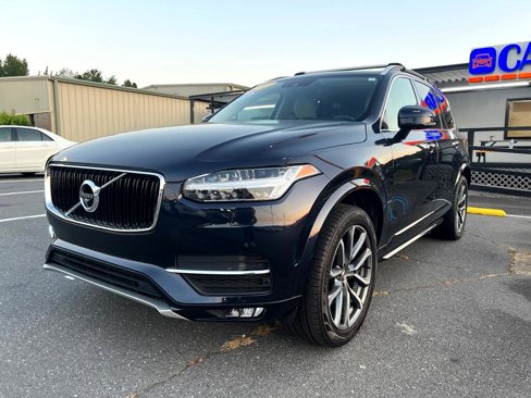 Used 2017 Volvo XC90 T6 Momentum w/ Vision Package image 1