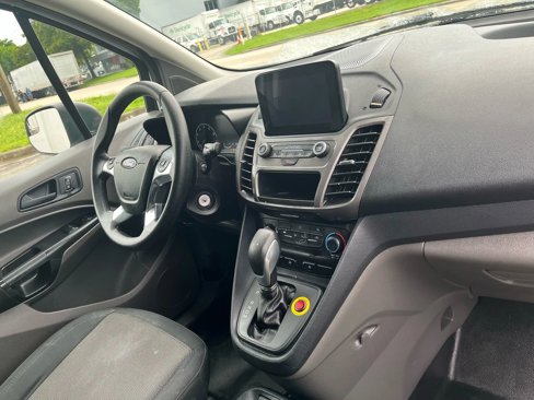 Used 2020 Ford Transit Connect XL image 10