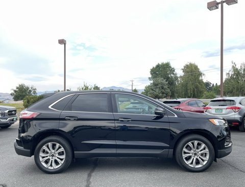 Used 2024 Ford Edge Titanium w/ Equipment Group 301A image 2