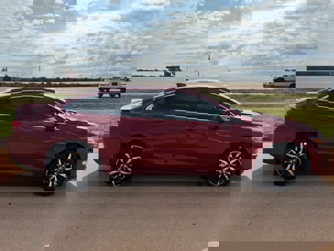 Used 2025 Chevrolet Malibu RS image 3