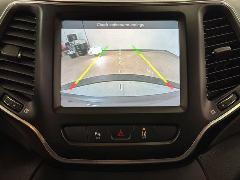 Certified 2022 Jeep Cherokee Latitude Lux image 12