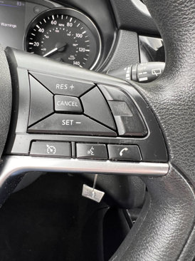 Used 2021 Nissan Rogue Sport S image 22