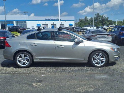 Used 2014 Volvo S60 T5 image 8