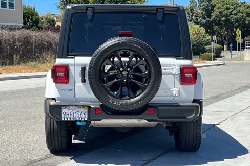 Used 2022 Jeep Wrangler Unlimited Sahara image 5