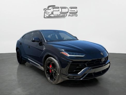 Used 2019 Lamborghini Urus image 3