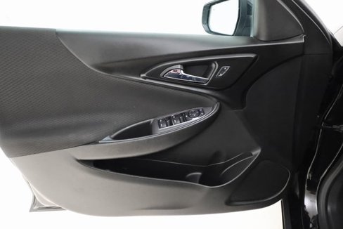 Used 2021 Chevrolet Malibu LT image 8