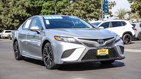 Used 2020 Toyota Camry SE image 5