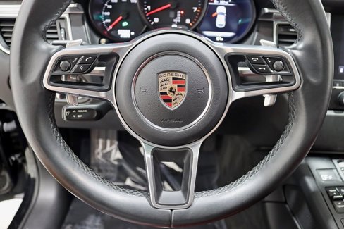 Used 2017 Porsche Macan GTS image 14