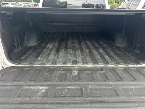 Used 2017 GMC Sierra 1500 SLT w/ SLT Premium Package image 10